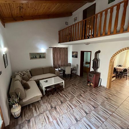 Holiday Home Bratica Ulcinj Bagian luar foto