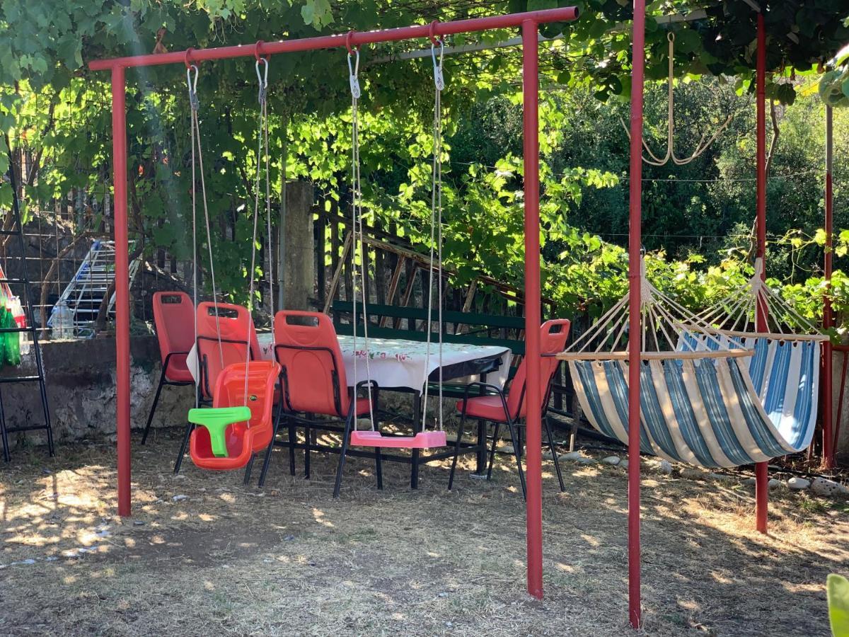 Holiday Home Bratica Ulcinj Bagian luar foto