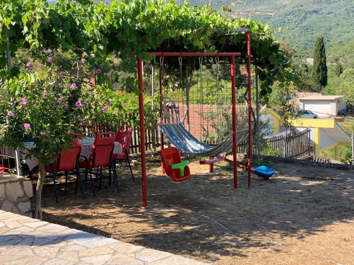 Holiday Home Bratica Ulcinj Bagian luar foto