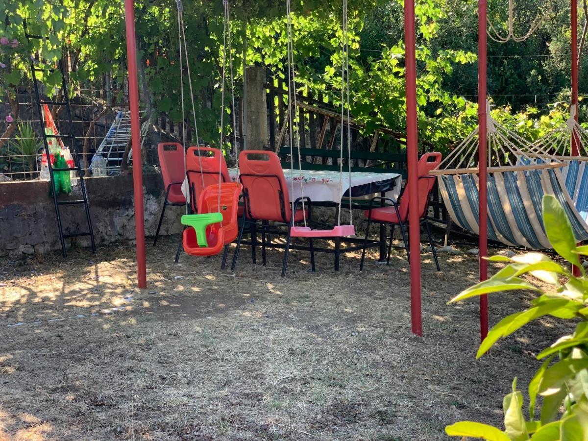 Holiday Home Bratica Ulcinj Bagian luar foto