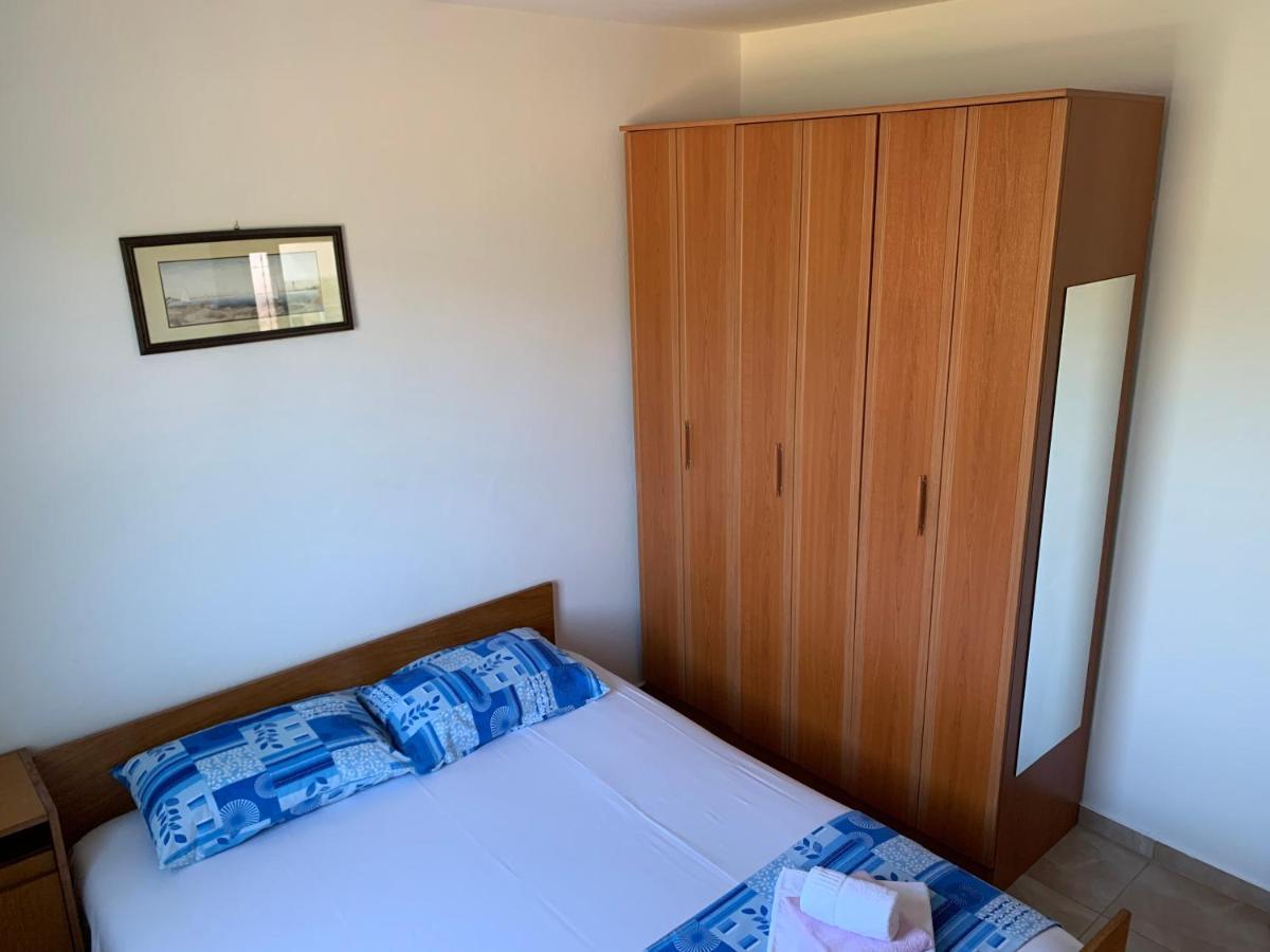 Holiday Home Bratica Ulcinj Bagian luar foto
