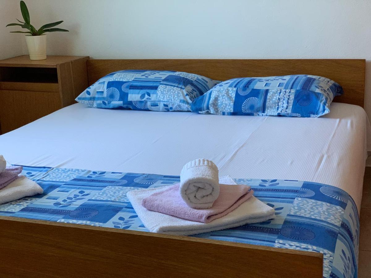 Holiday Home Bratica Ulcinj Bagian luar foto