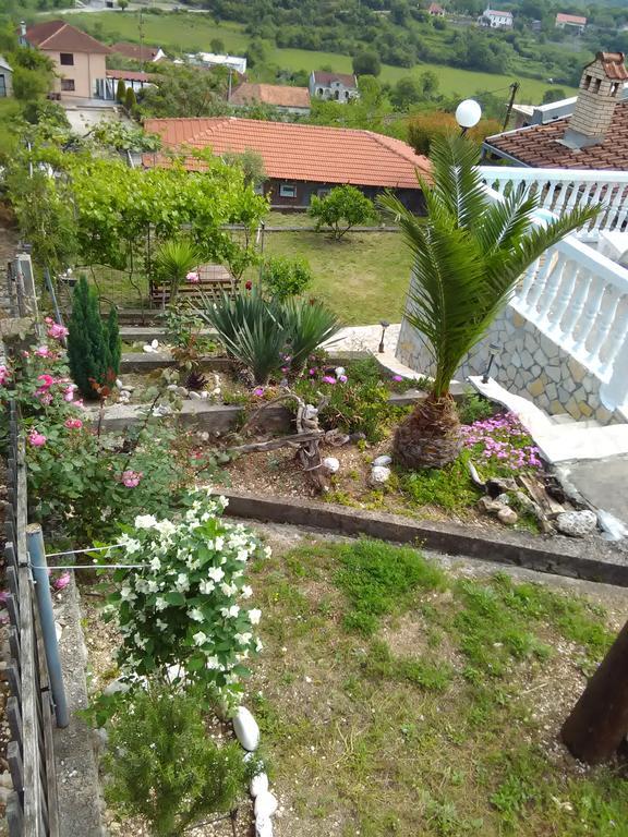 Holiday Home Bratica Ulcinj Bagian luar foto